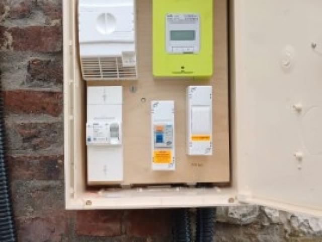 installation coffret electrique